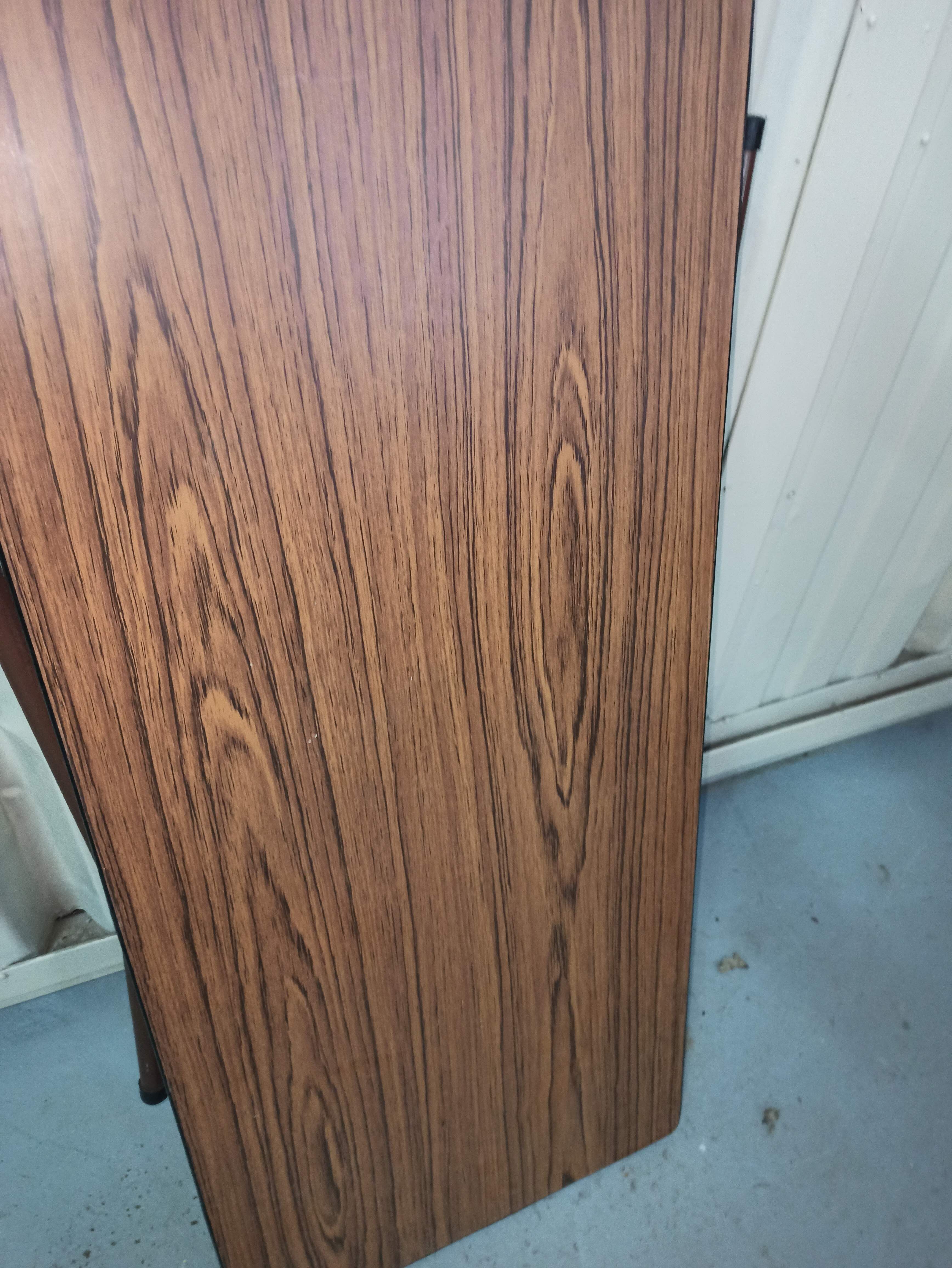 Folding table in formica brown console
