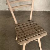 Chaise brutaliste en bois
