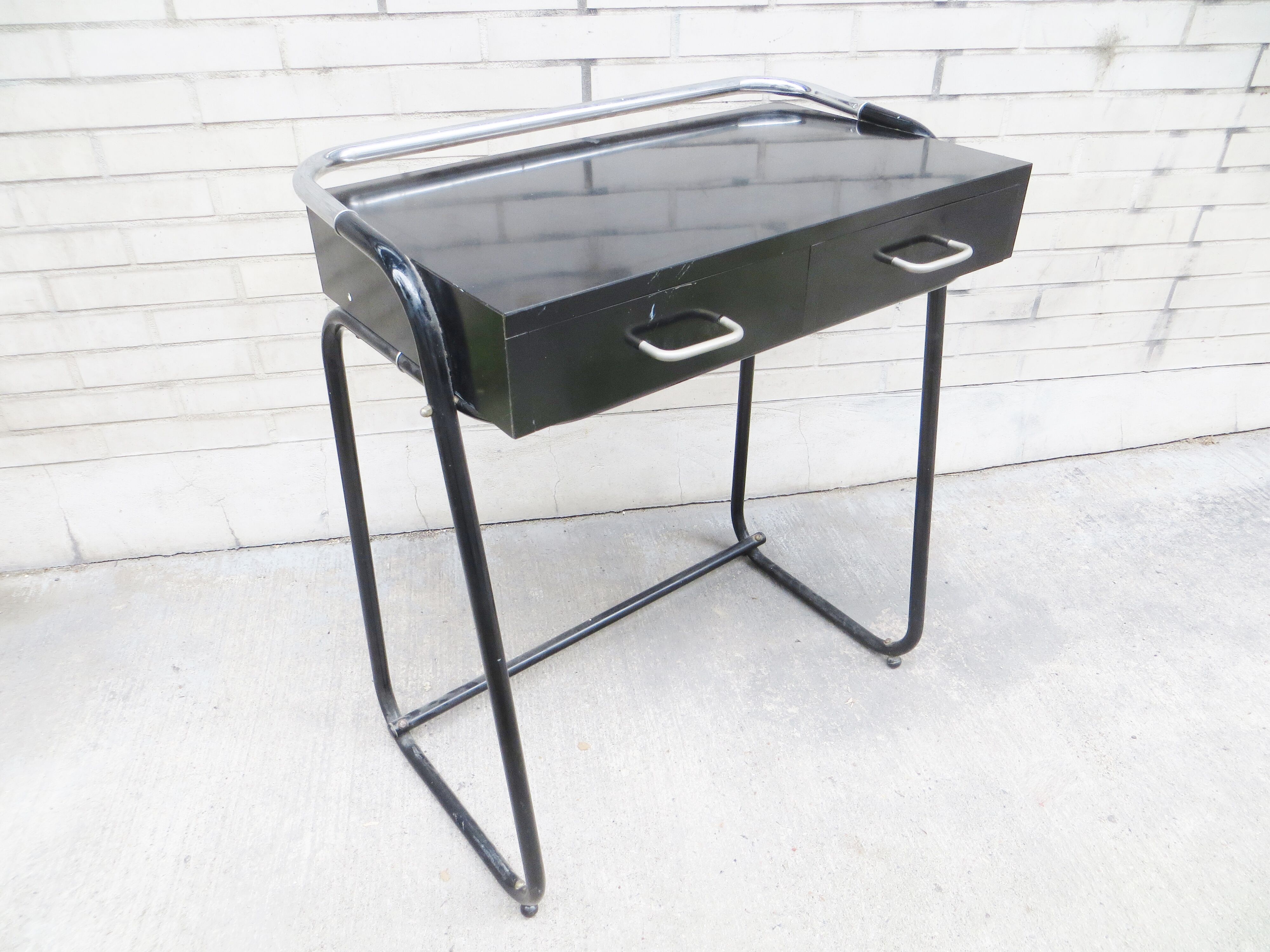 Vintage modernist table 60s