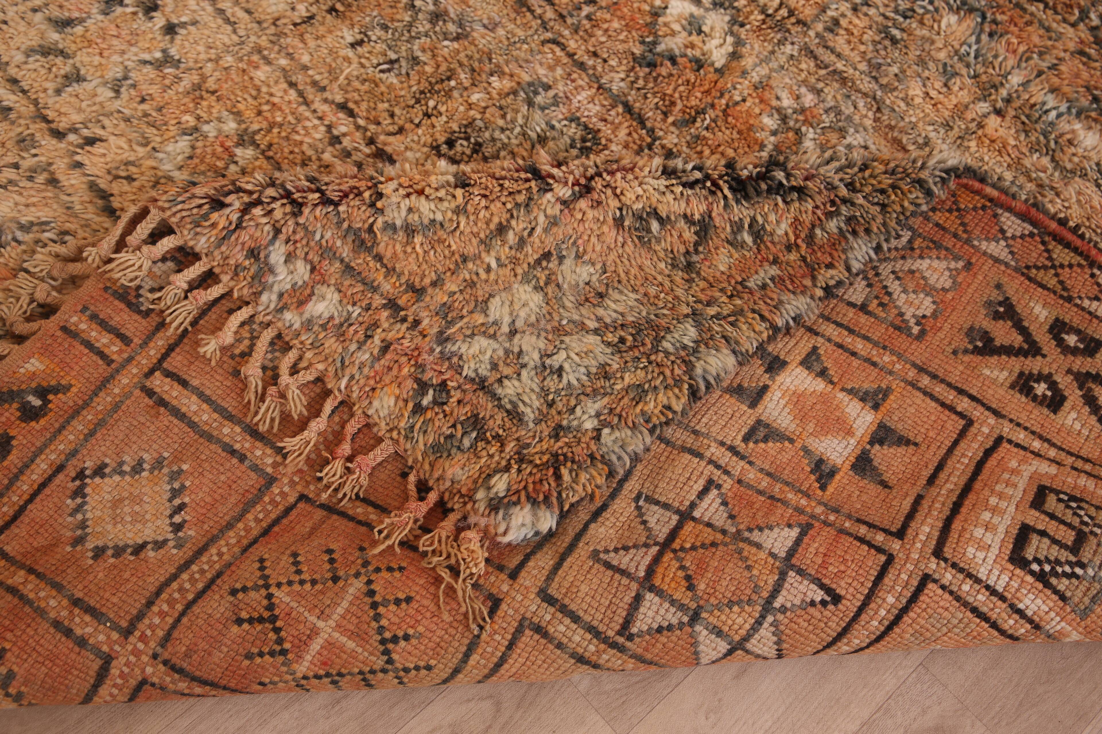 Peach Vintage Moroccan Rug 210 x 270 cm, Berber Wool Rug, Handmade Boho Rug