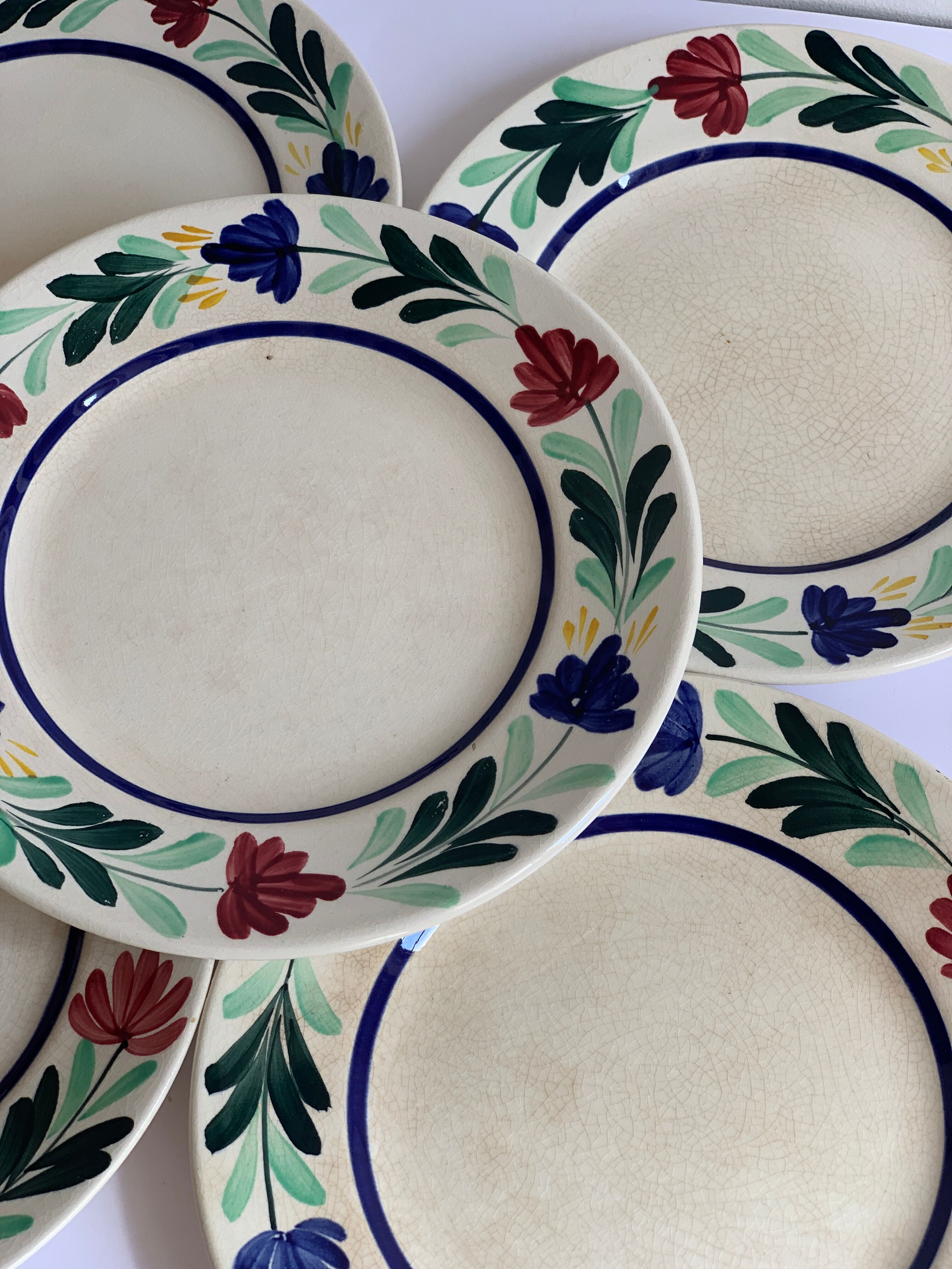 5 Longchamp dessert plates