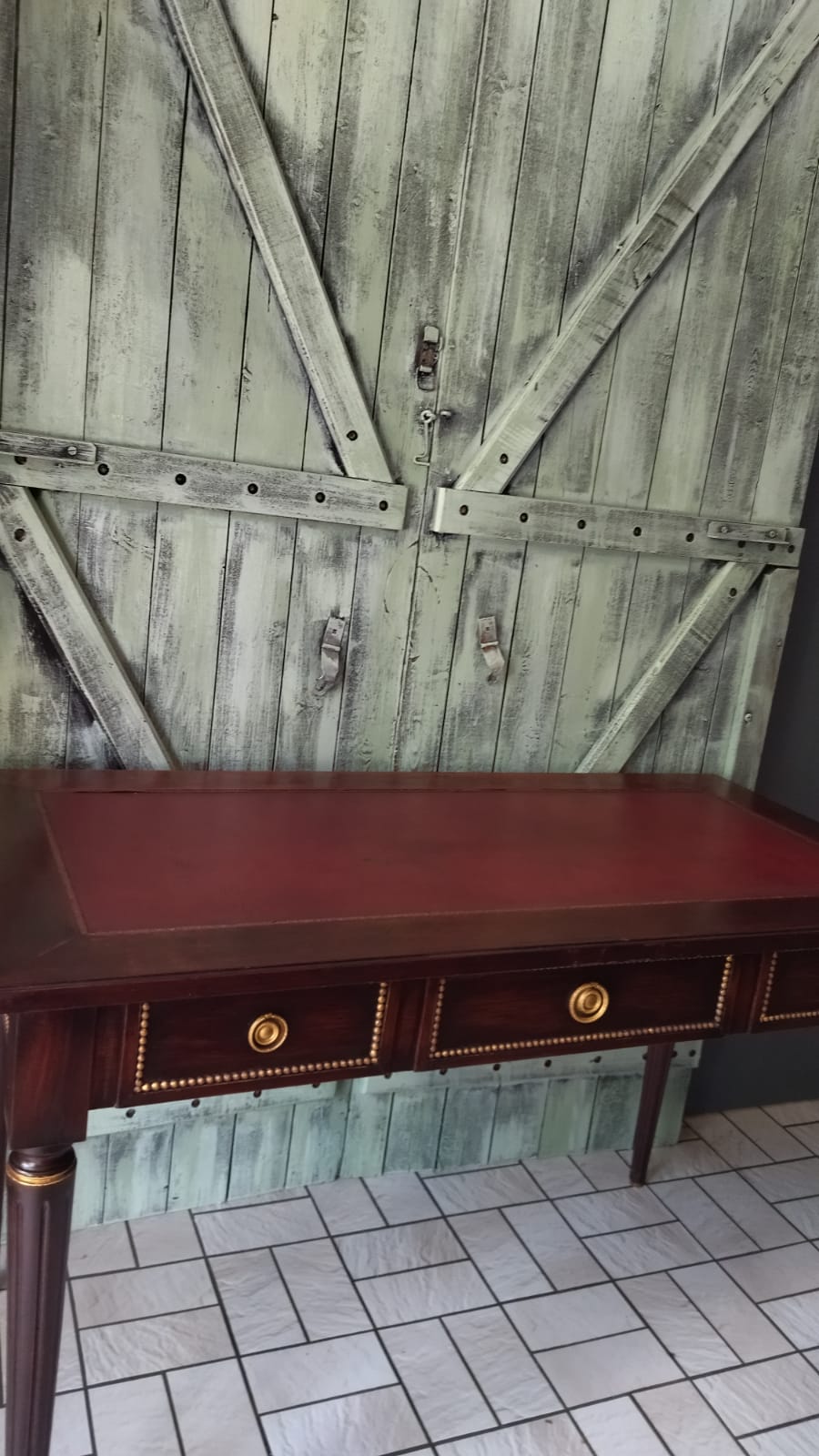 Old louis XV style office