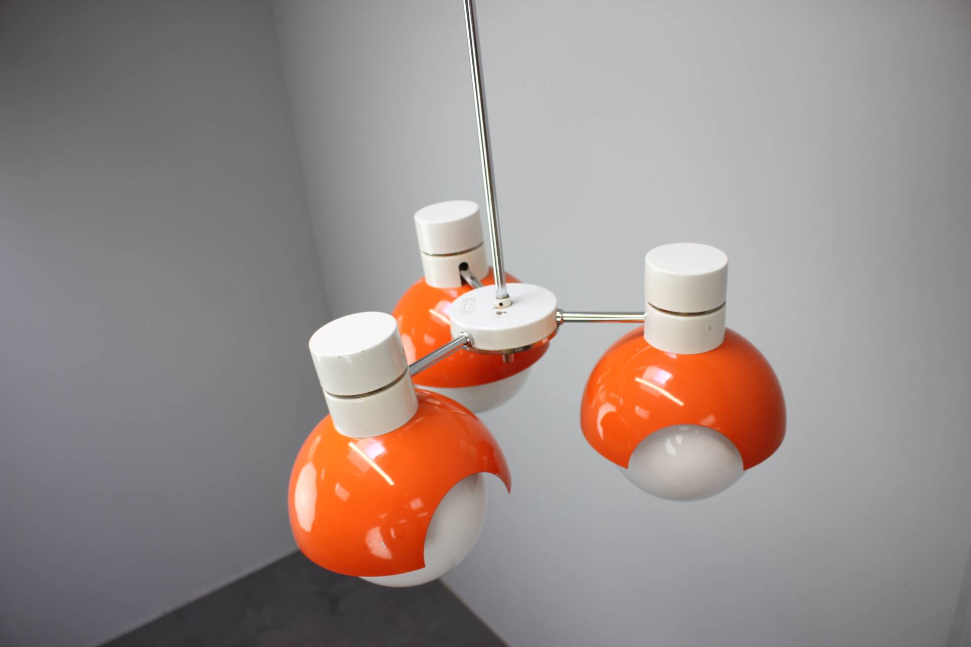 Suspension de Napako, datant de l'ère Space, 1970