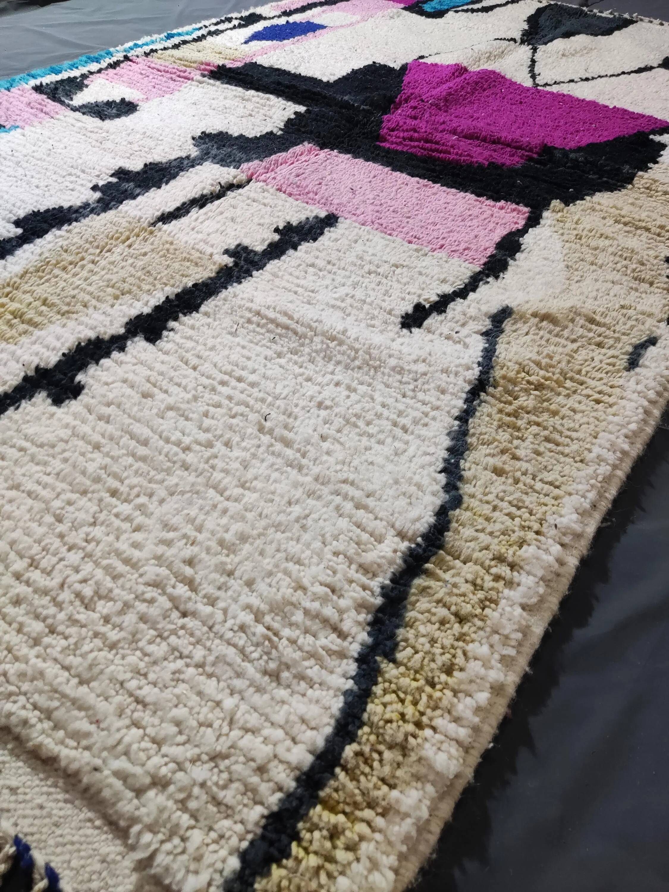 Handmade Moroccan rug 3 x 2 m