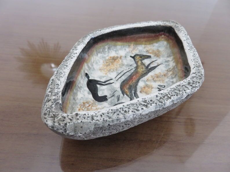 Empty ceramic rock pocket signed 60s