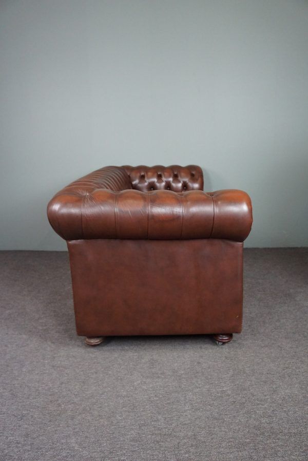 Chesterfield sofa 2.5 seats