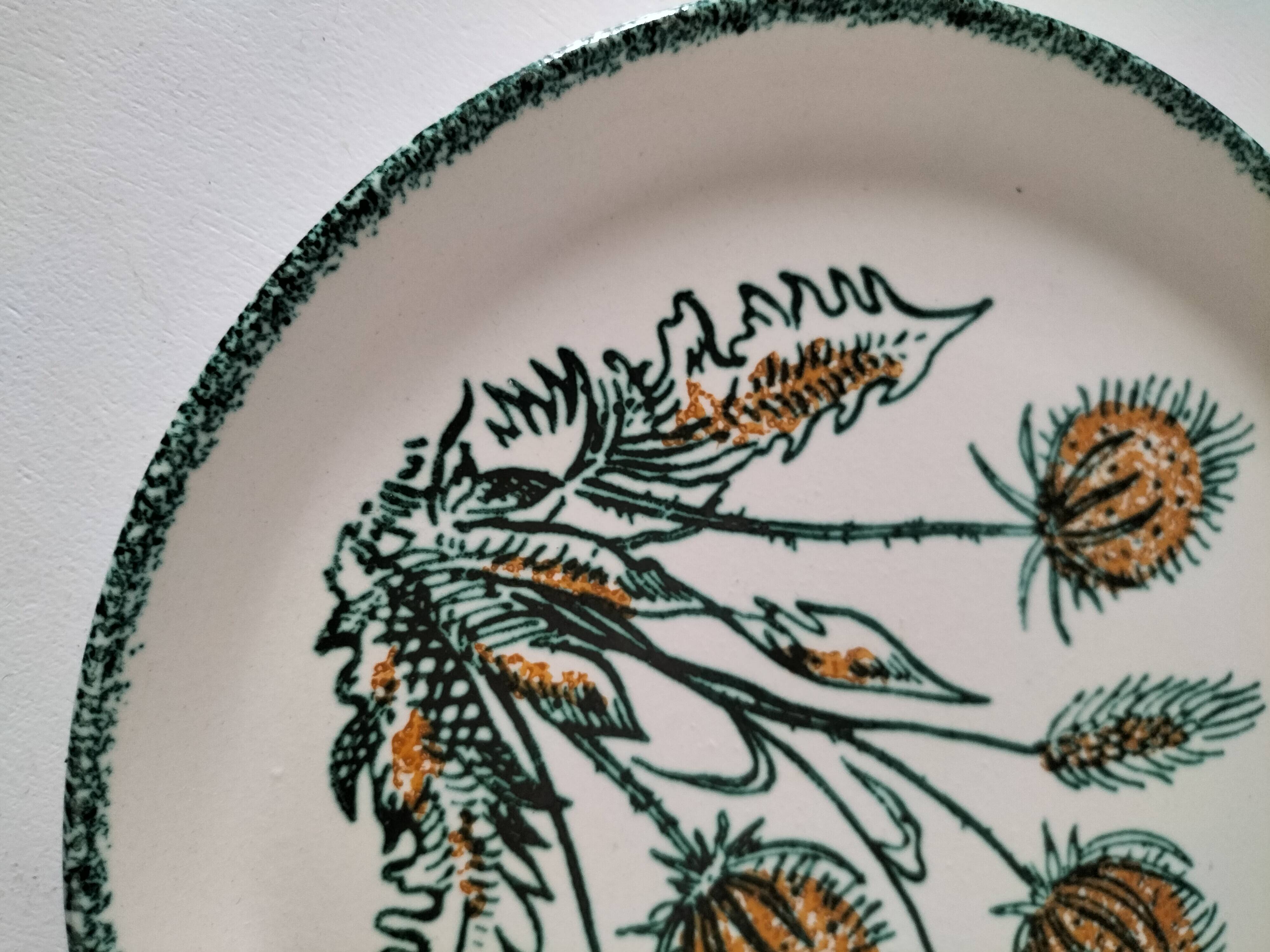 Assiette vintage décor floral stylisé – années 60/70