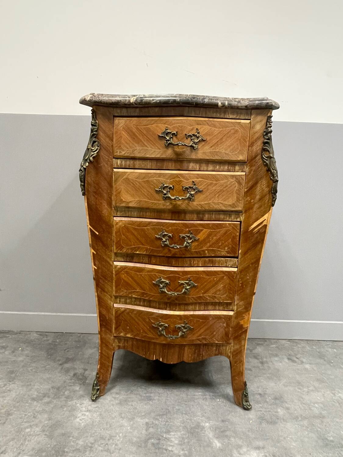 Chifonnier en marqueterie de style Louis XV XXeme