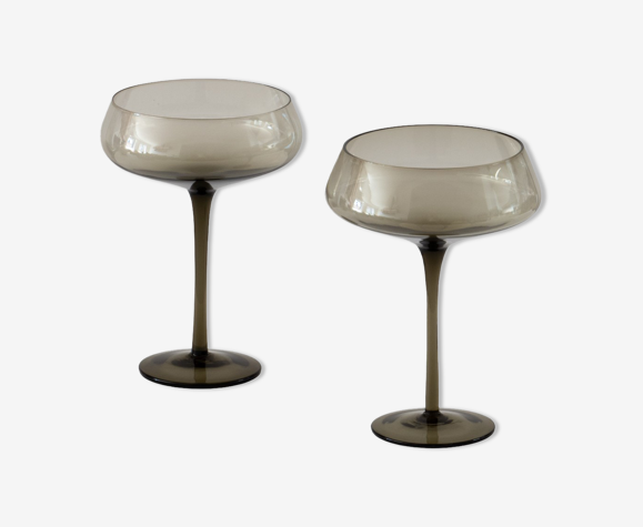 2 coupes de présentation en verre fumé 1970's