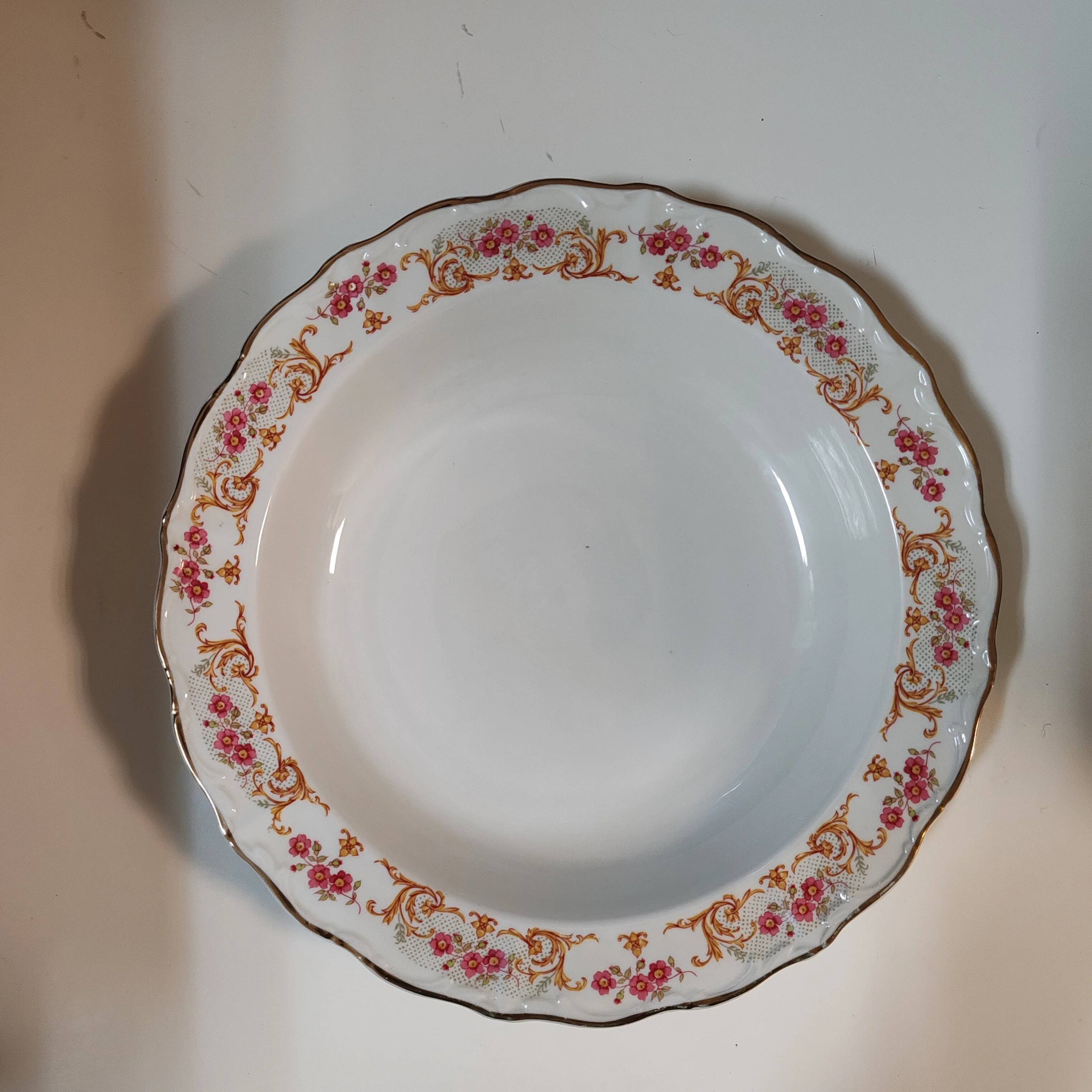 Hollow serving dish in Digoin porcelain