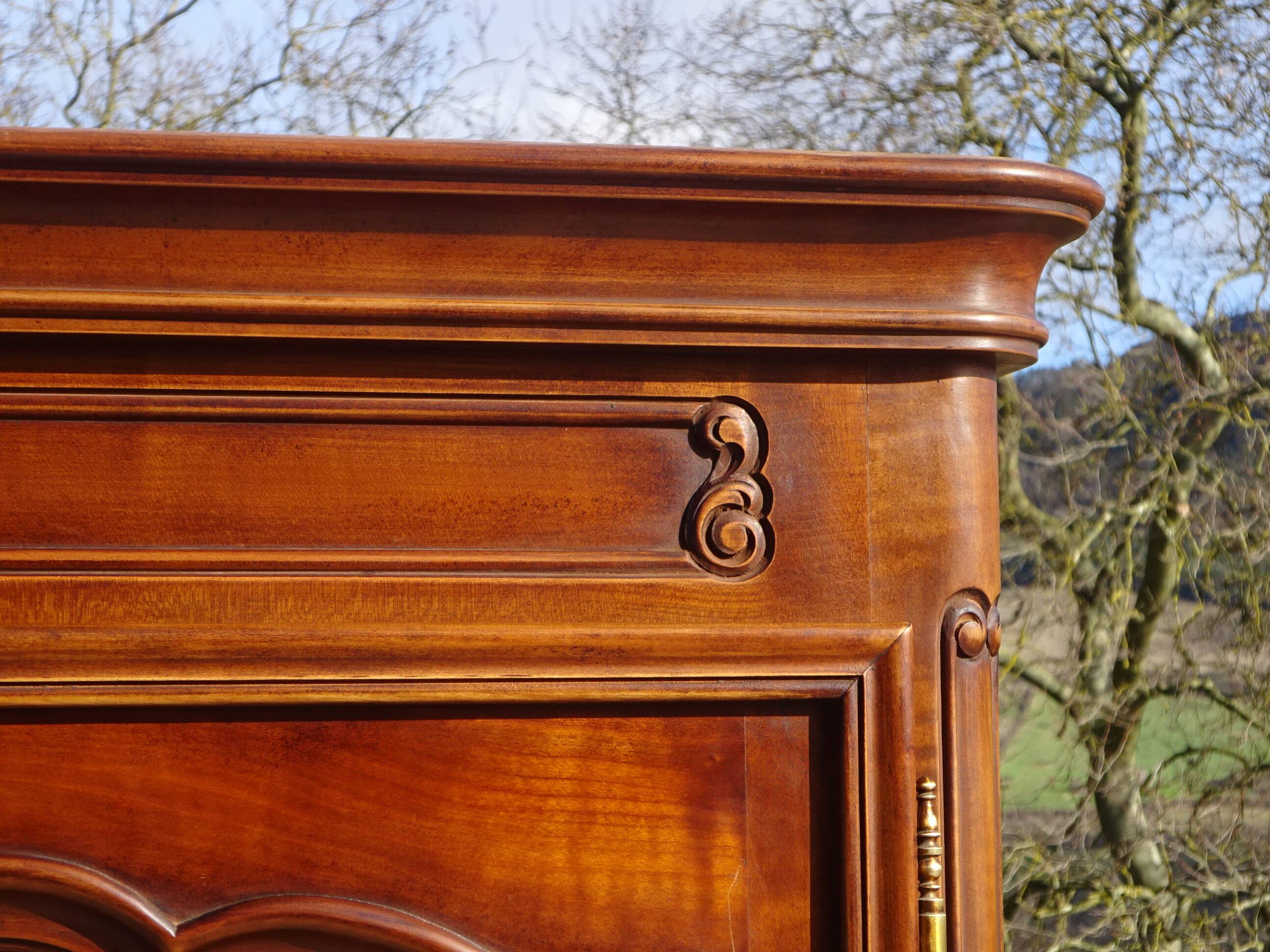 Louis XV style bonnetière in solid cherry wood