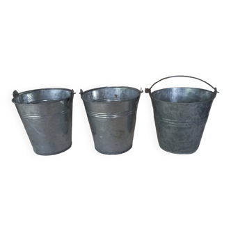 Set of 3 zinc buckets