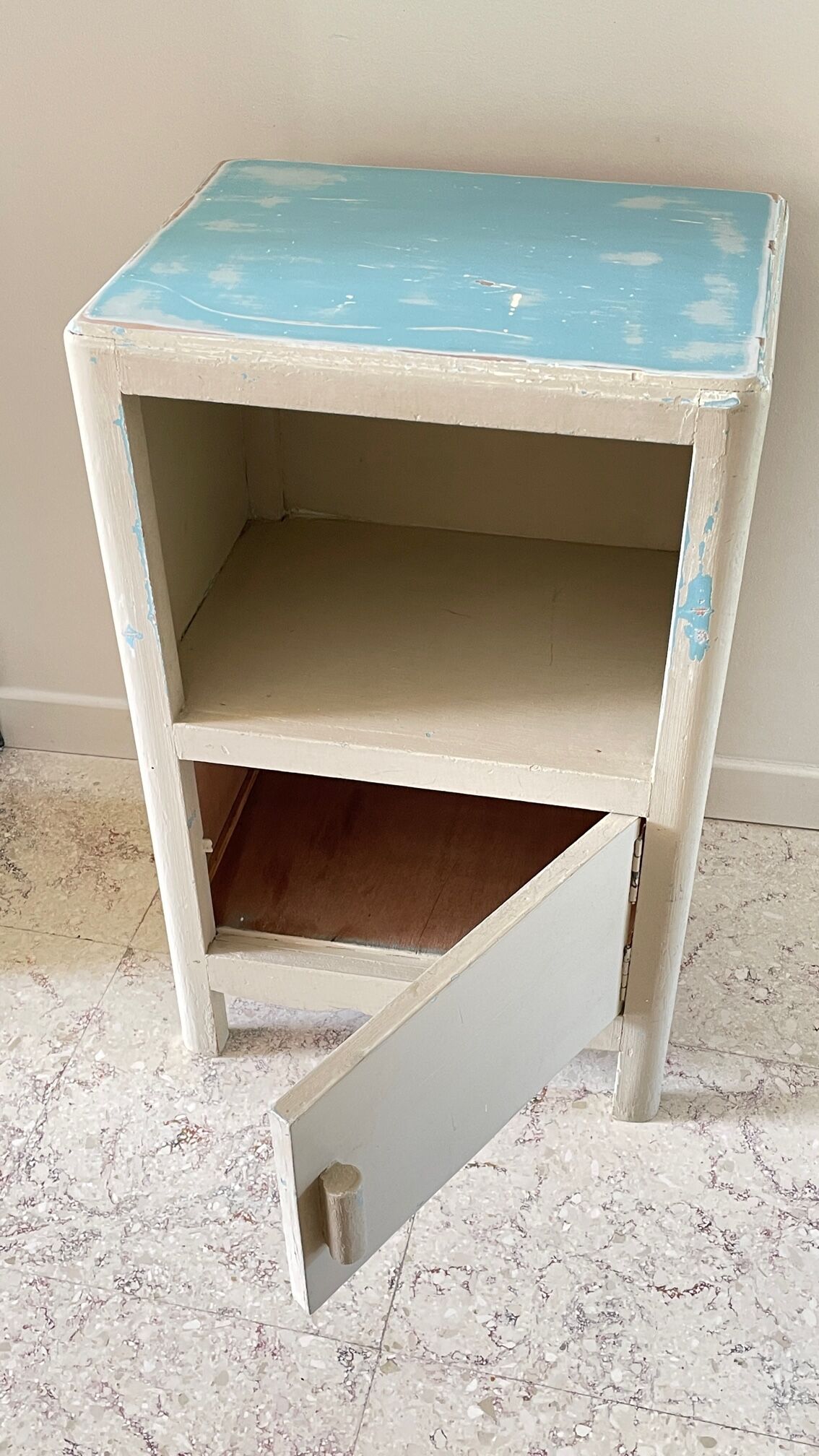 Table de chevet cube années 20