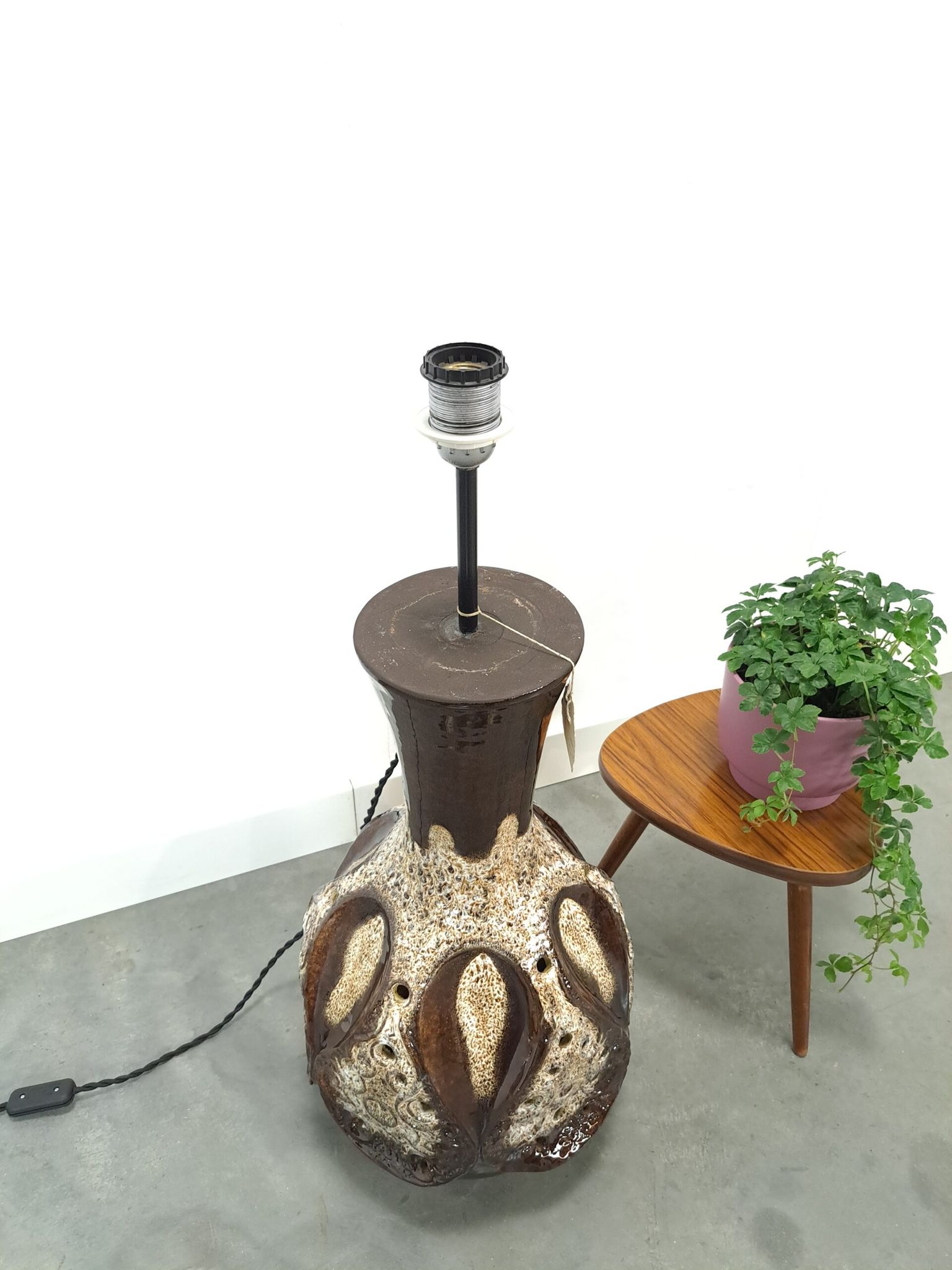 Lampe en céramique marron de Besigheimer Leuchten avec base éclairée
