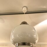 Lampe blanche opaline