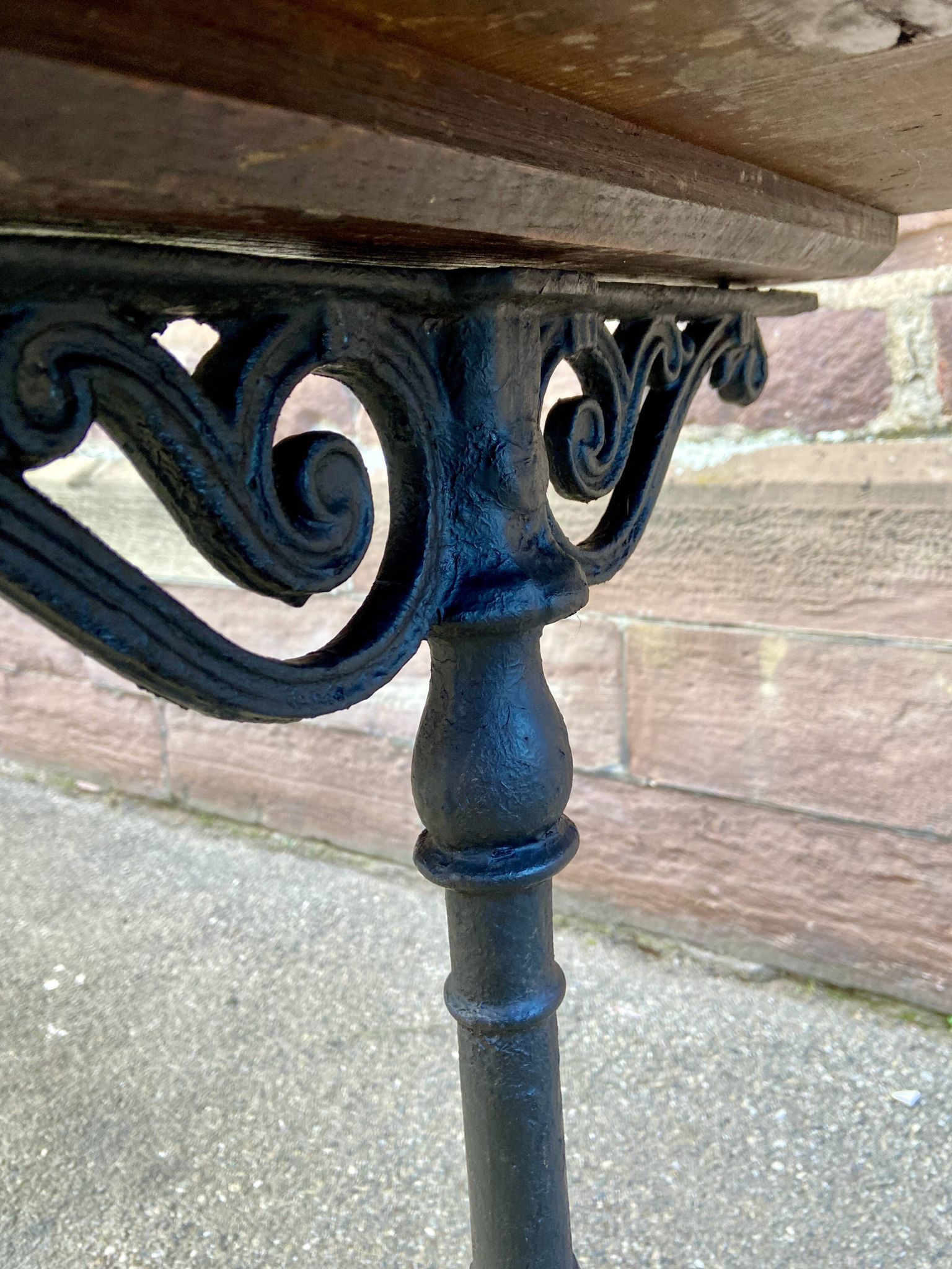 Café table bistro vintage brasserie 1890-1910 cast iron & fir