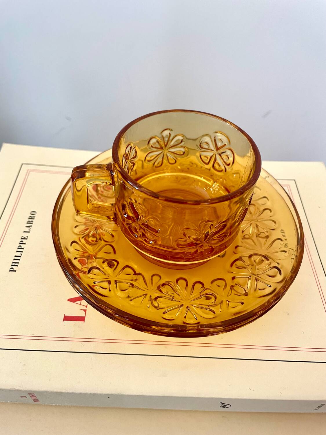 Set of two vintage cups and saucers 70s amber glass flowers