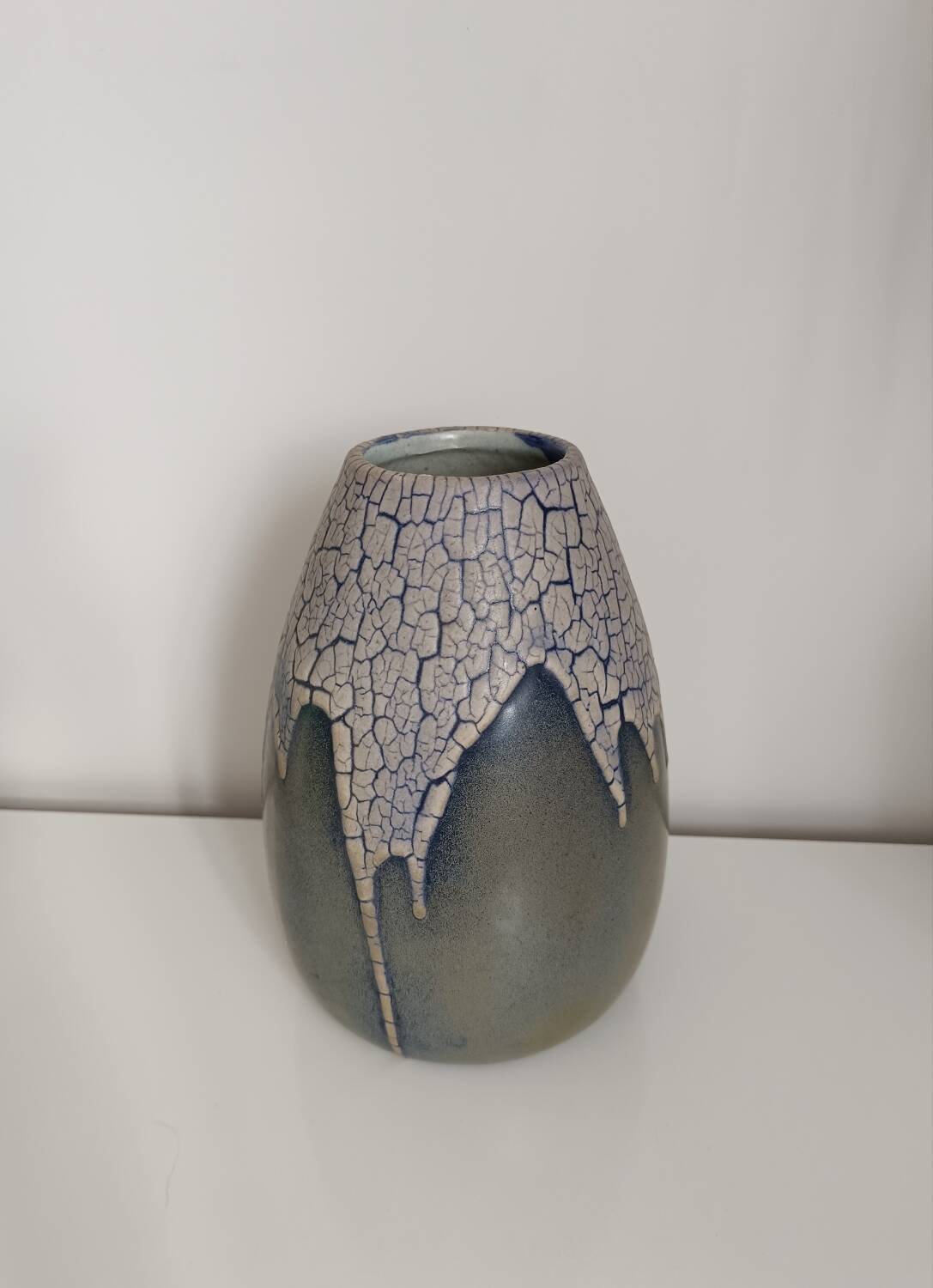 Stoneware vase from Puisaye signed Léon Pointu