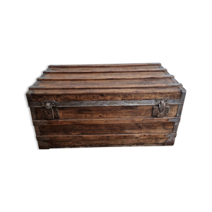 malle en bois décorative