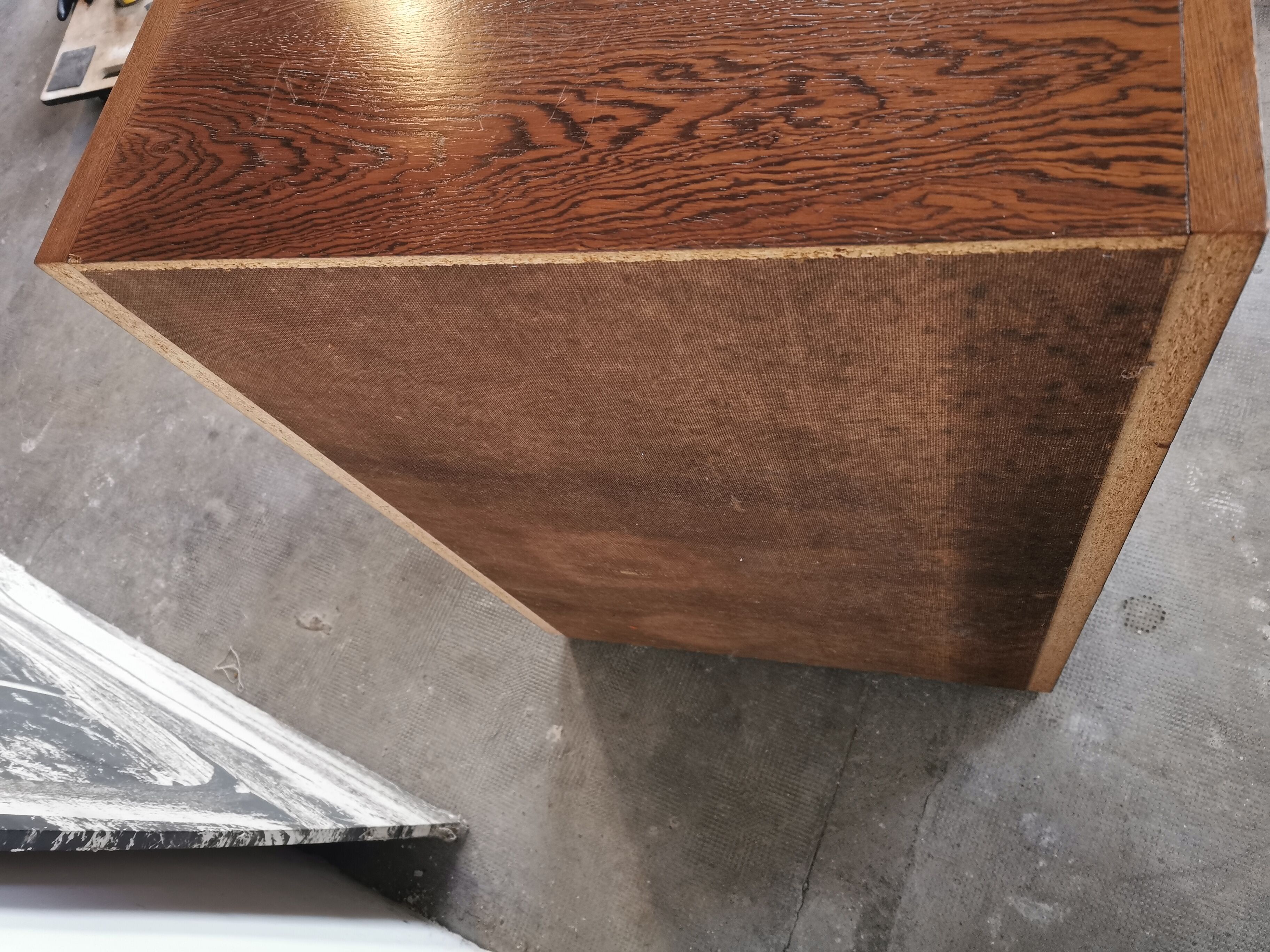 Weekly chest of drawers