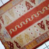 Tapis Couloir Vintage Turc Melas, Années 1950, Élégance et Authenticité