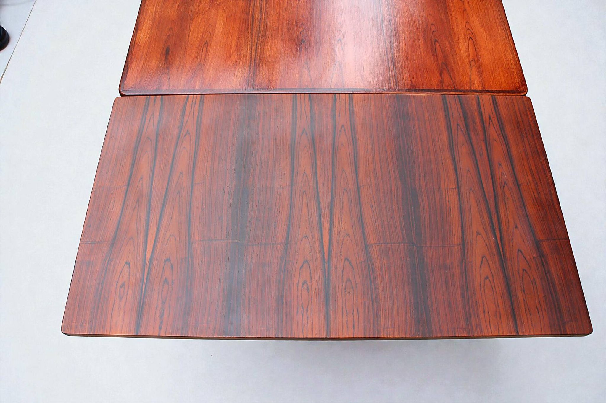 Rosewood table from the 1960s by Johannes Andersen.