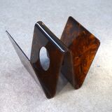 Design magazine rack in resin published by Alpac France 1970