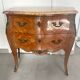 Pair of antique Louis XV chests of drawers in very good condition