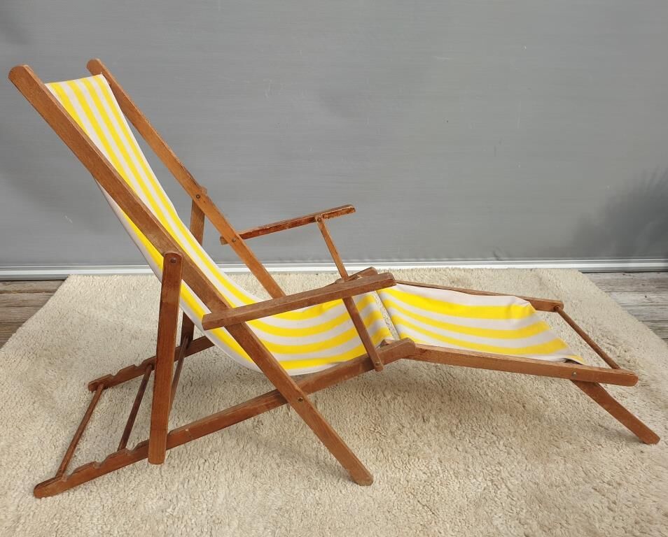 Chilean duo vintage wooden deckchairs with footrest