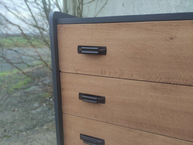 Commode vintage