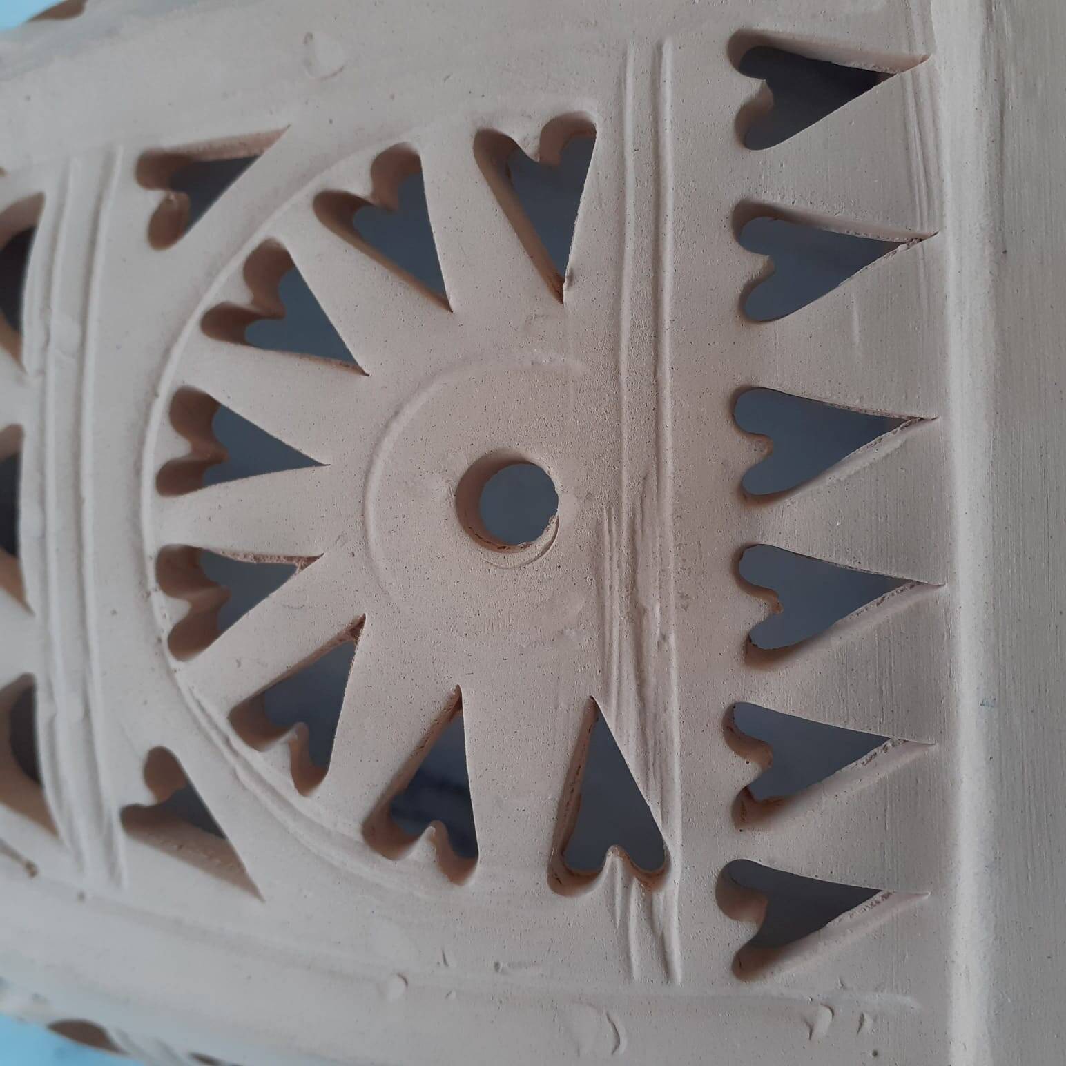 Guellala terracotta wall light