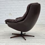 1970s, Danish design by H.W.Klein, swivel chair, for Bramin Møbler.