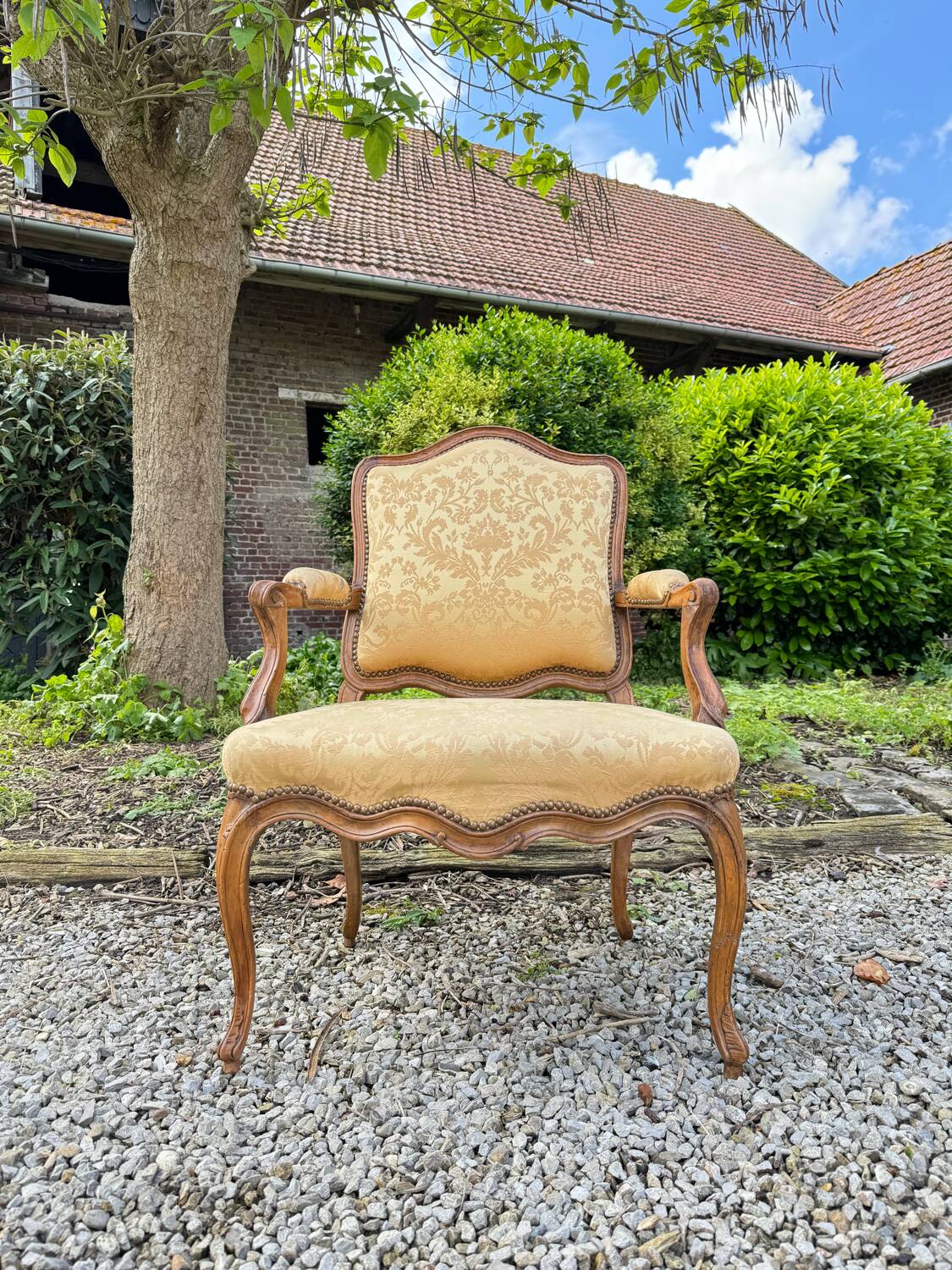 Fauteuil En Noyer D’époque Louis XV XVIII Eme Siècle