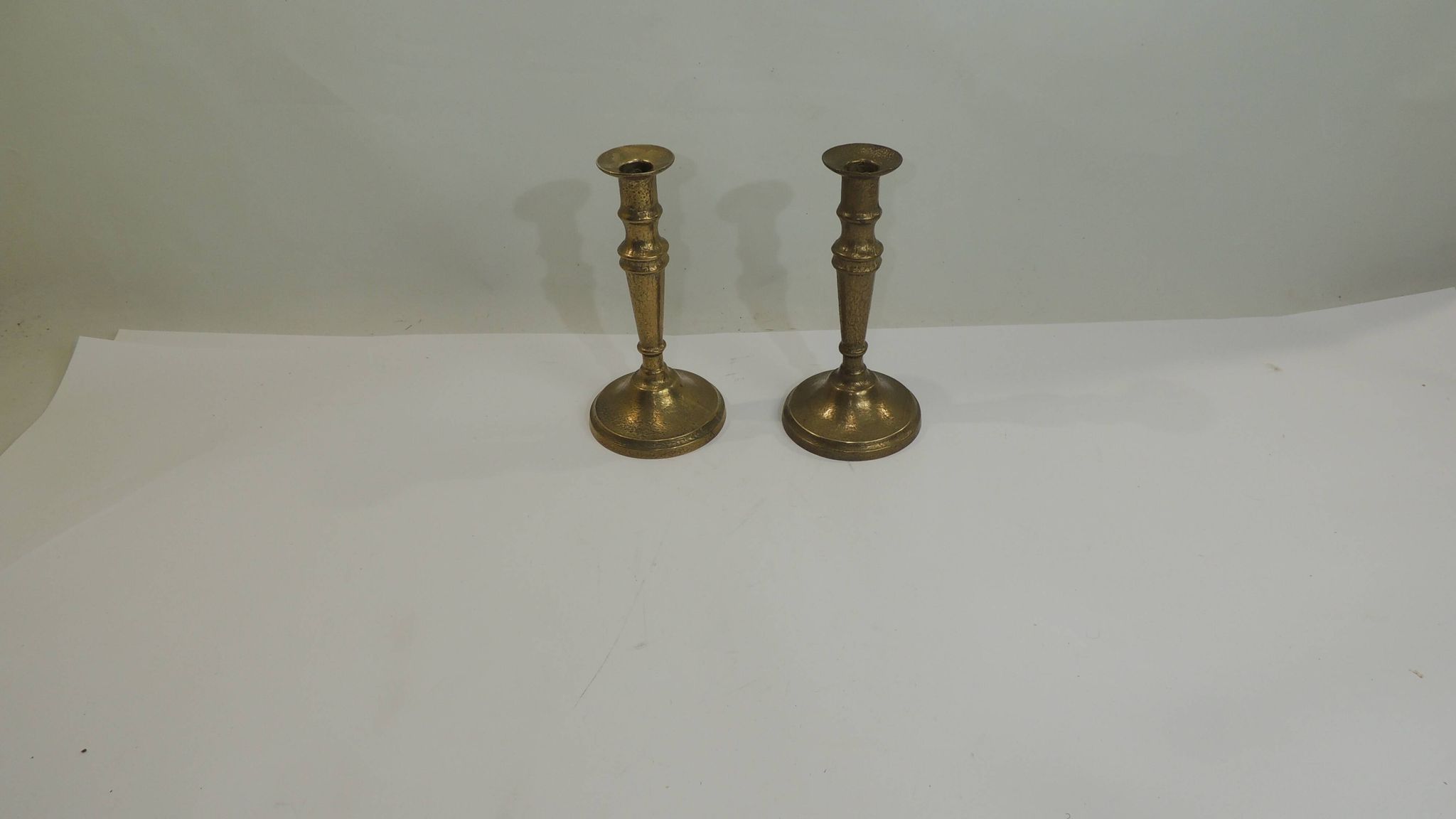 Pair of bronze candlesticks / Vintage