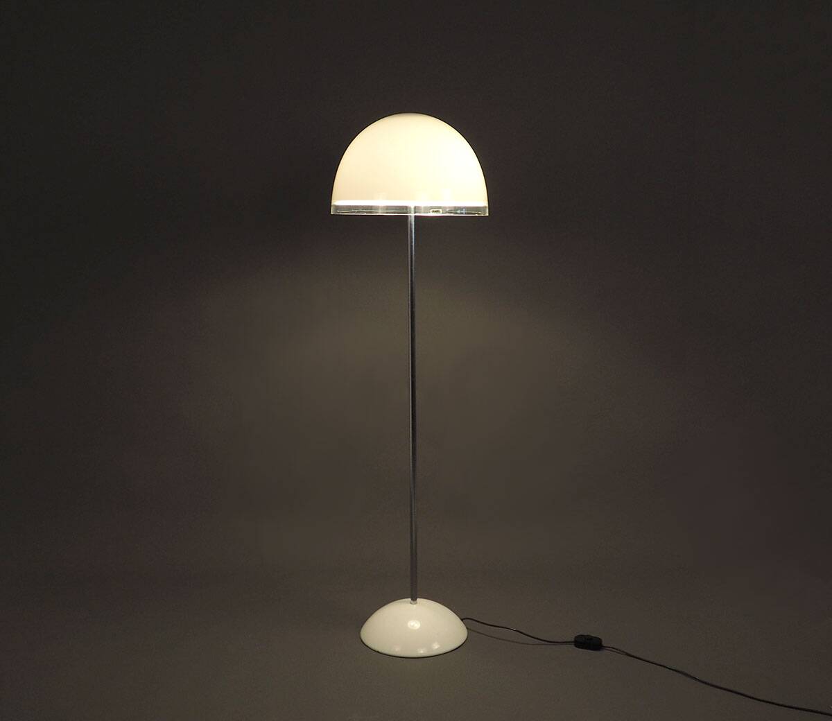 IGuzzini Baobab floor lamp white, Italy 1970s