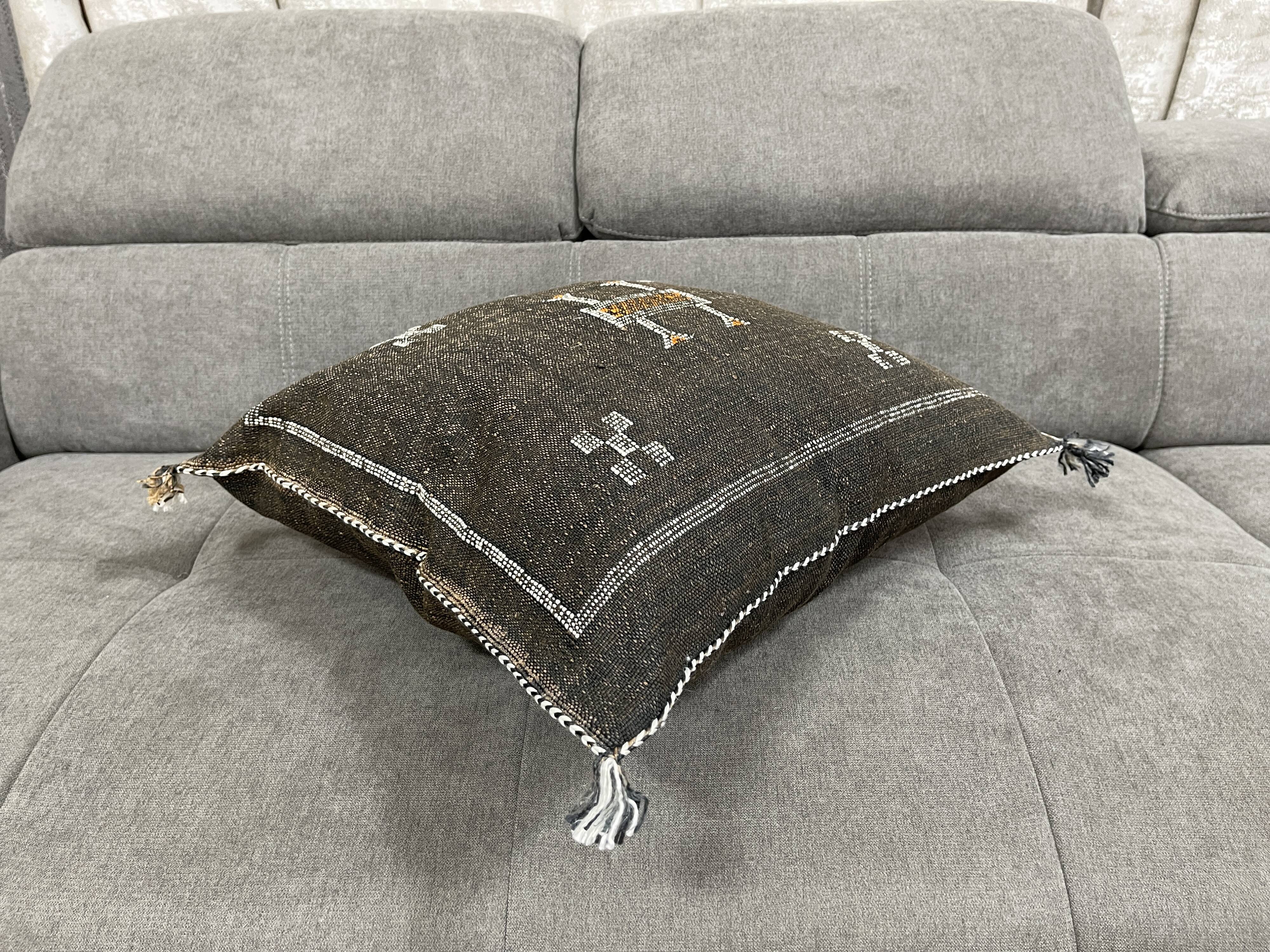 Moroccan cushion