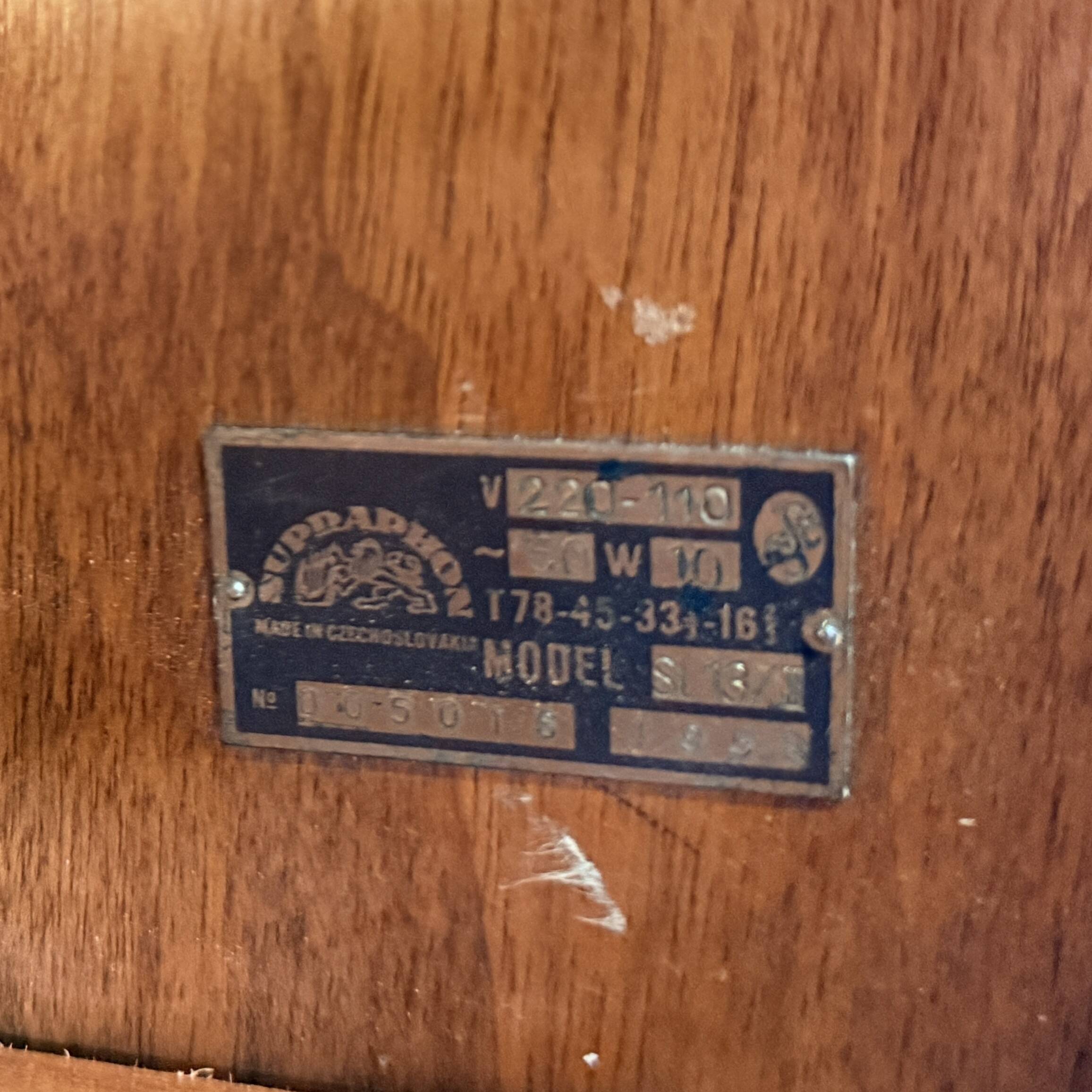 Meuble à gramophone Art Déco, Jindřich Halabala