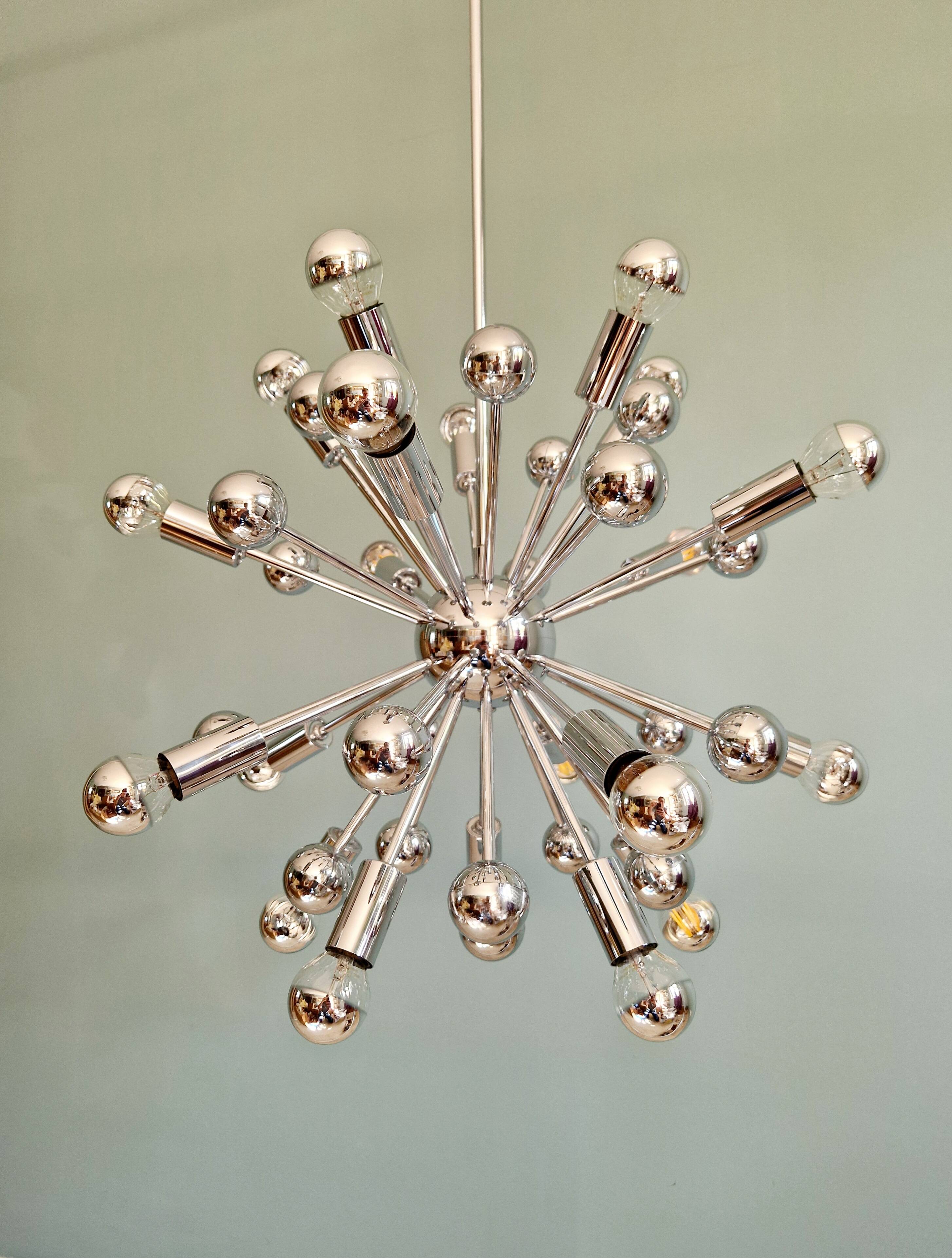 Sputnik chandelier in chrome metal, 20 light points, 70s