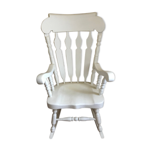 rocking-chair blanc vintage