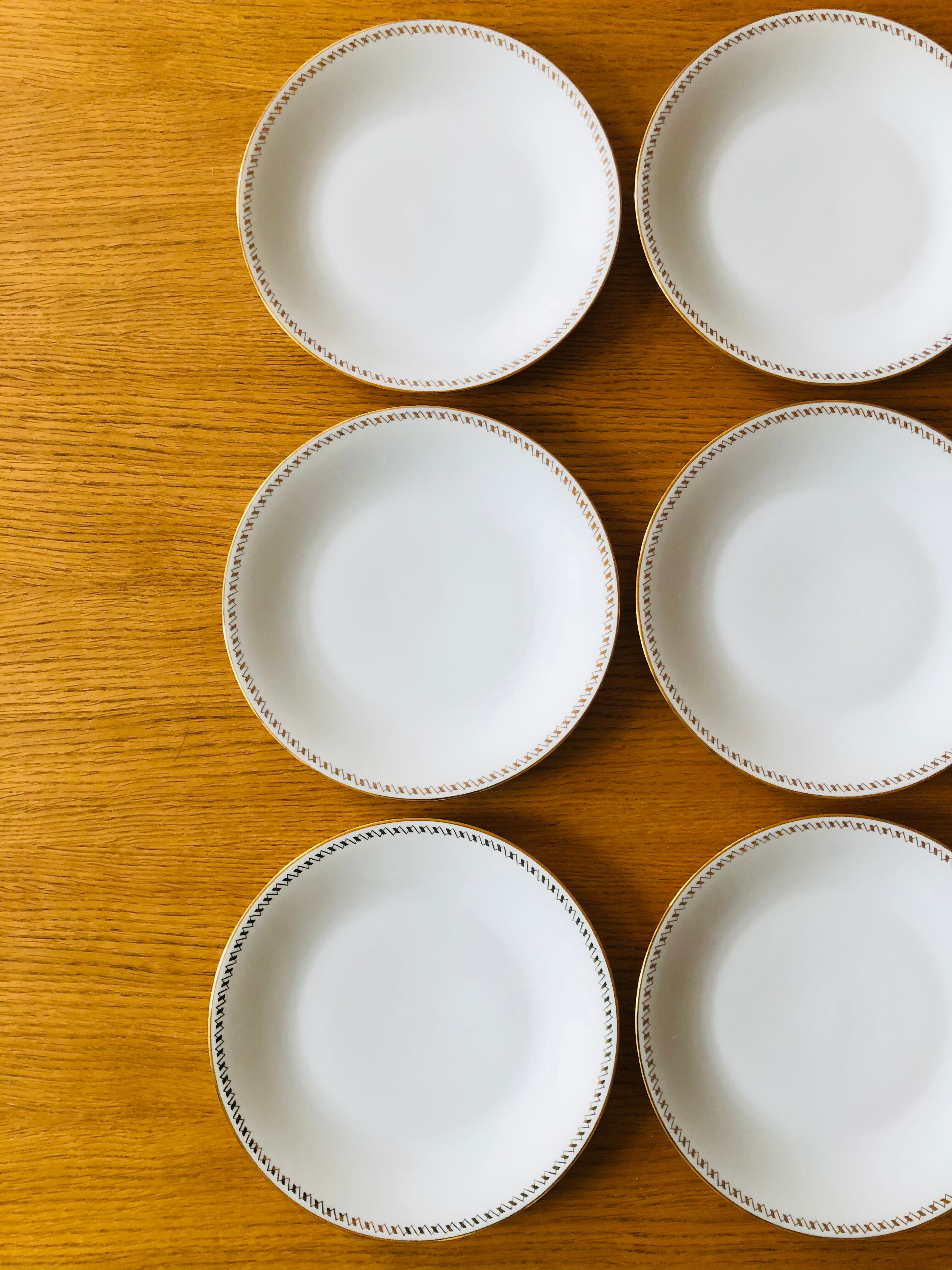 Flat porcelain plates by Sologne Larchevêque