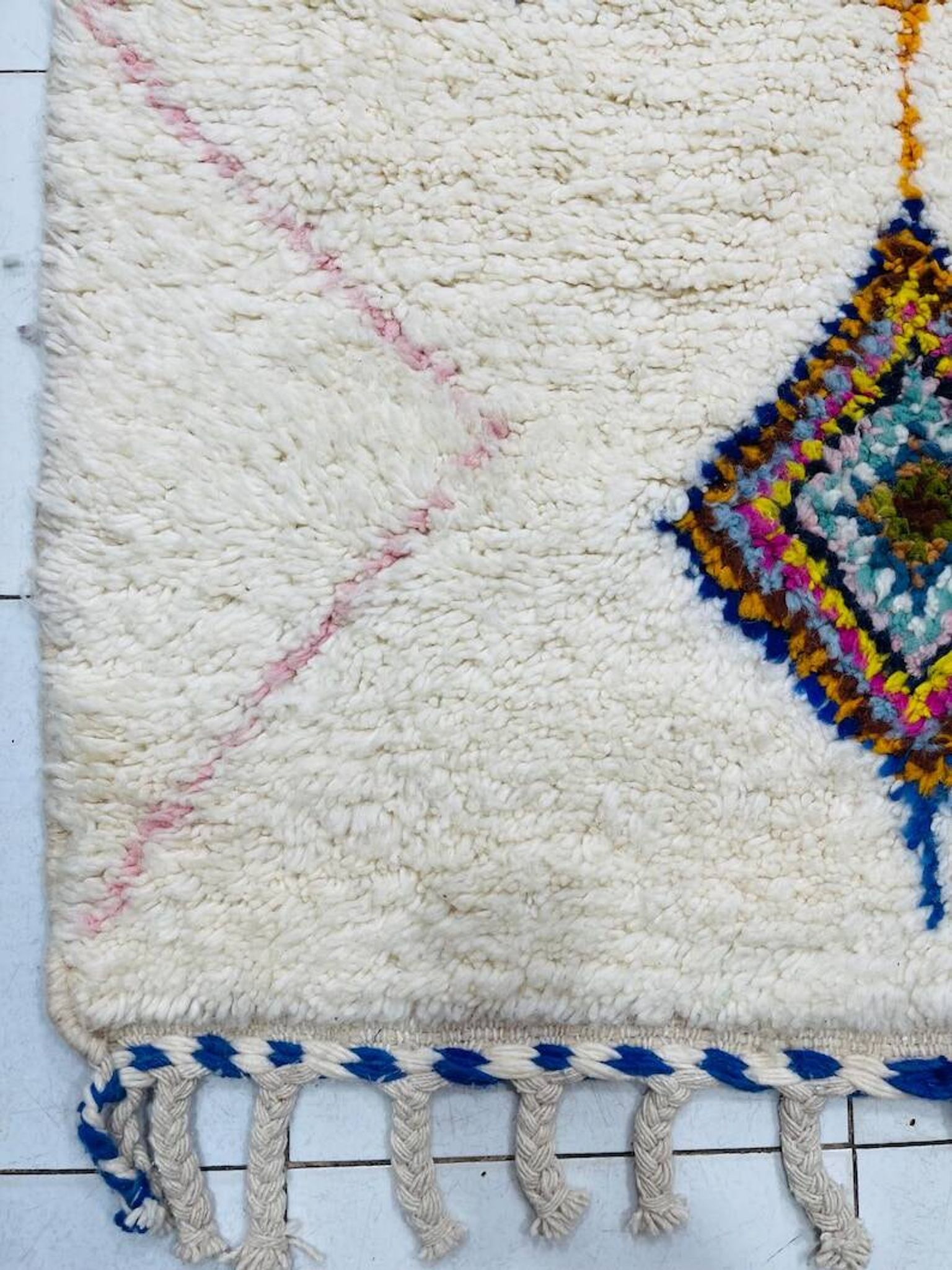 Tapis marocain en laine naturelle 250cmx150cm