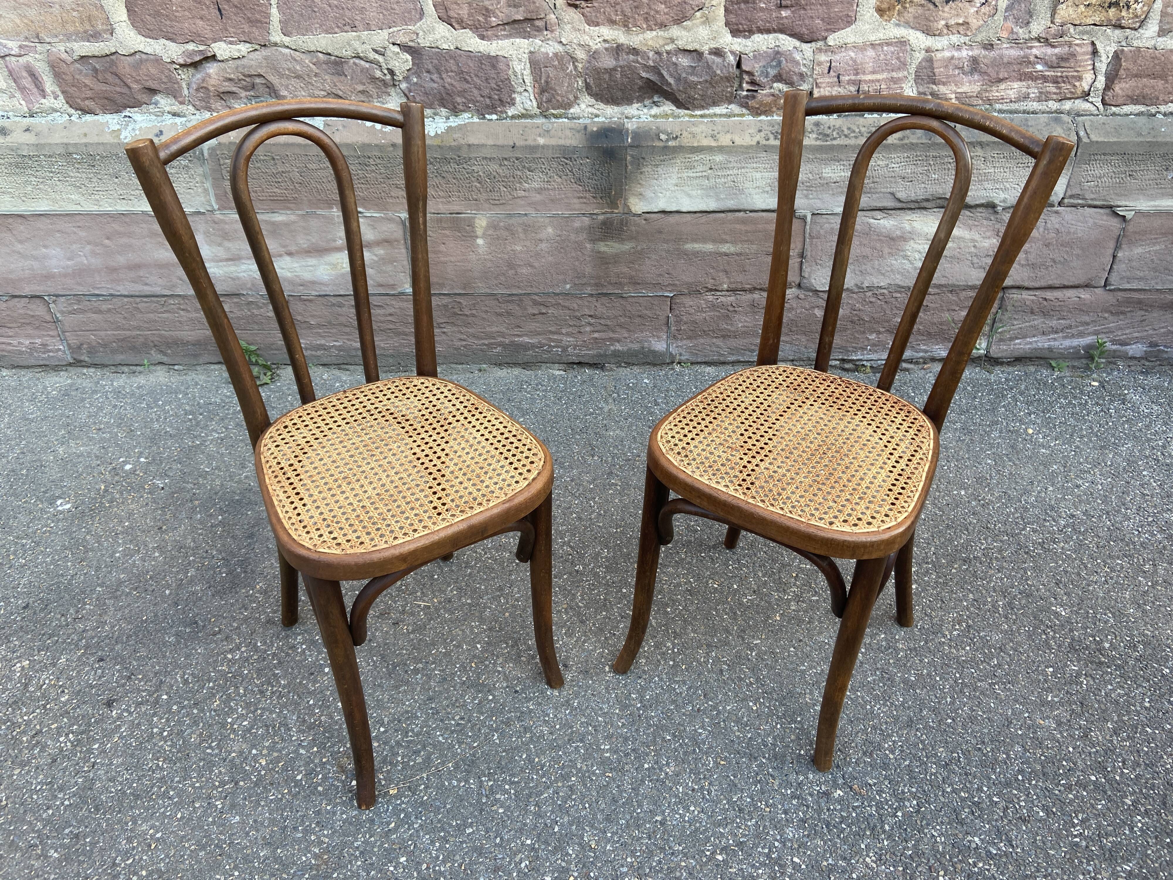 pair of Viennese chairs Bistrot café