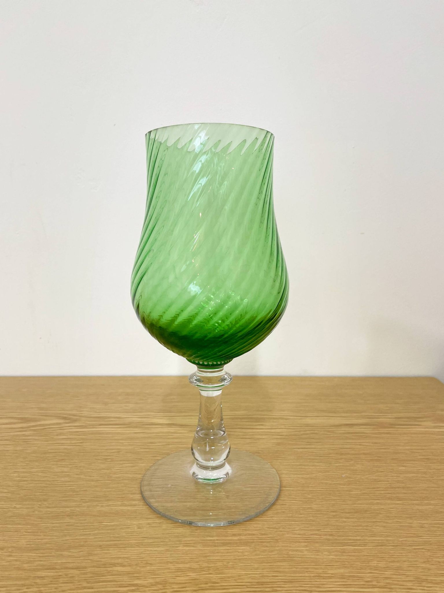 Vase in the shape of a glass