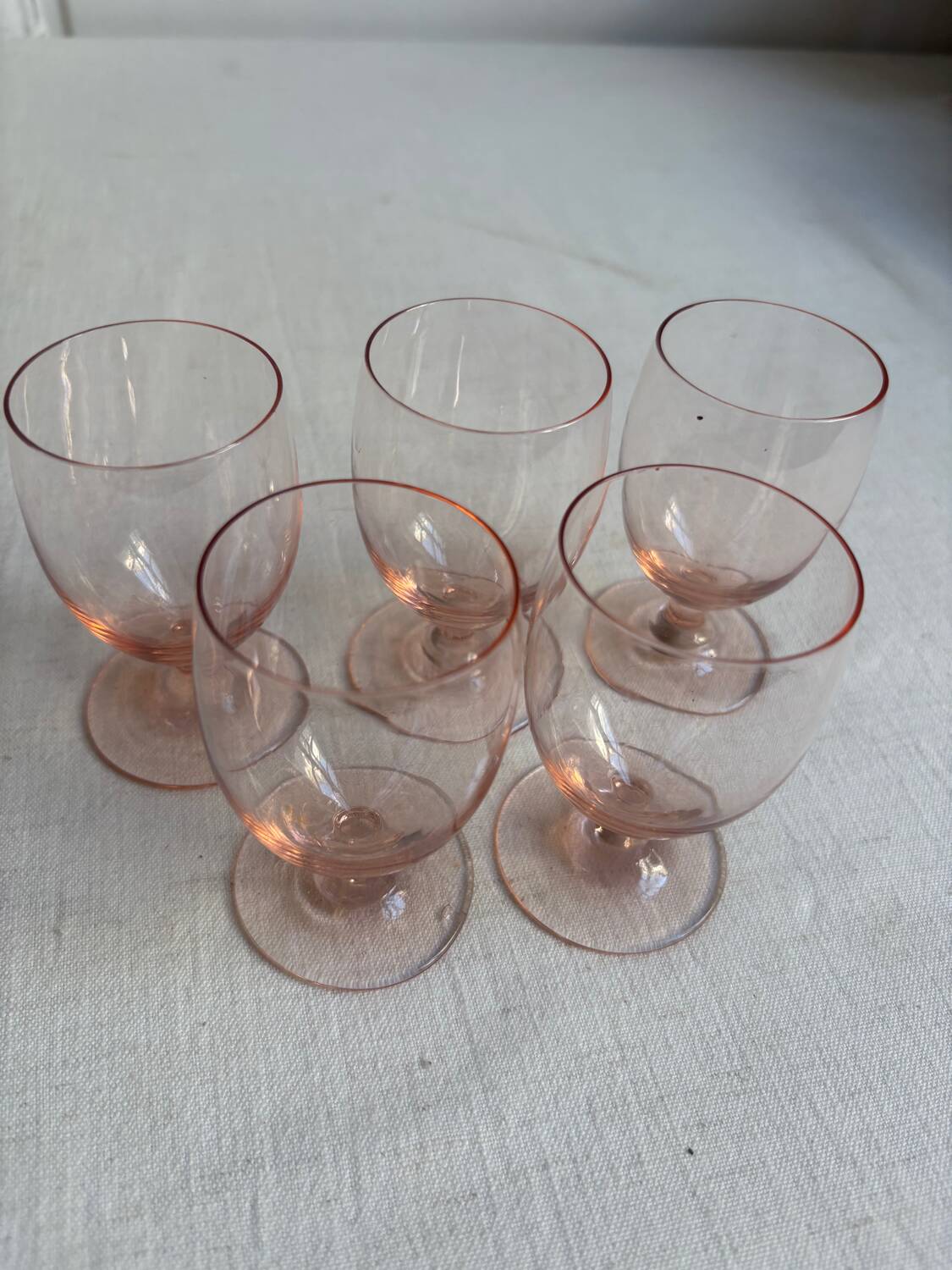 Set of 5 small pink crystal stemmed glasses