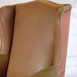 Chaise antique à haut rabat de style Chesterfield des années 1920