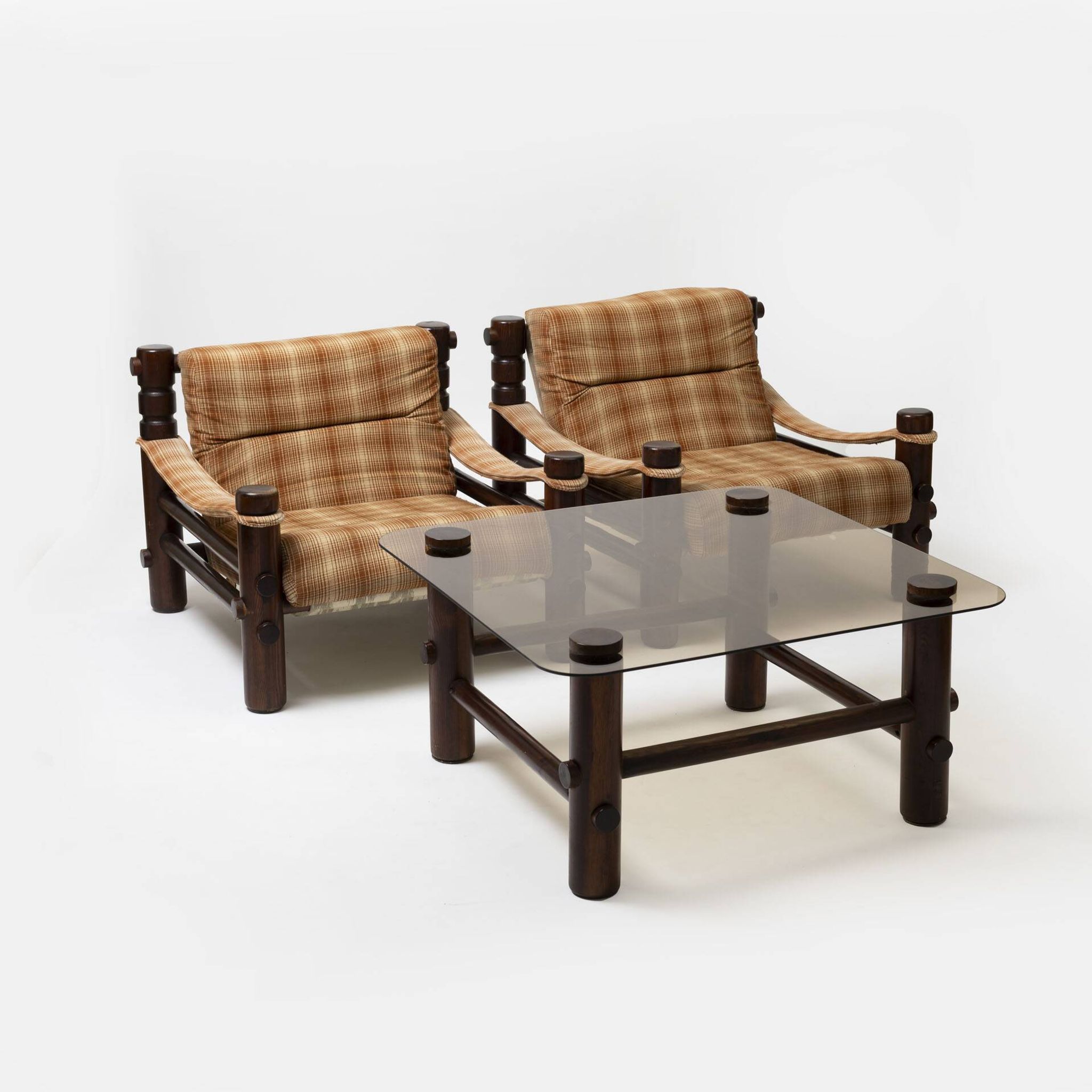 Set of 2 lounge chairs and coffe table model 'Bjorn' by Aleksander Kuczma, Poland, 1970s