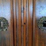 Solid wood cabinet