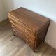 Commode pieds compas