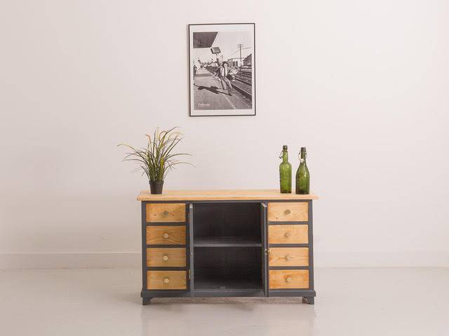 Side chest of drawers with drawers and hinged doors, fully restored