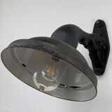 Unis France 1950 wall lamppost